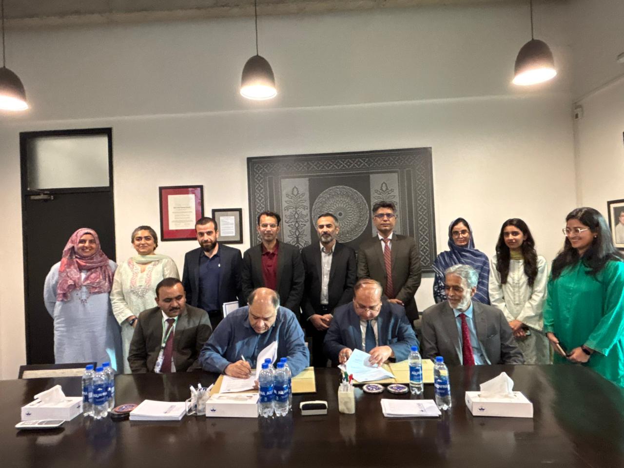 MoU signing ceremony between Aror University and LUMS, 16 Oct 2025